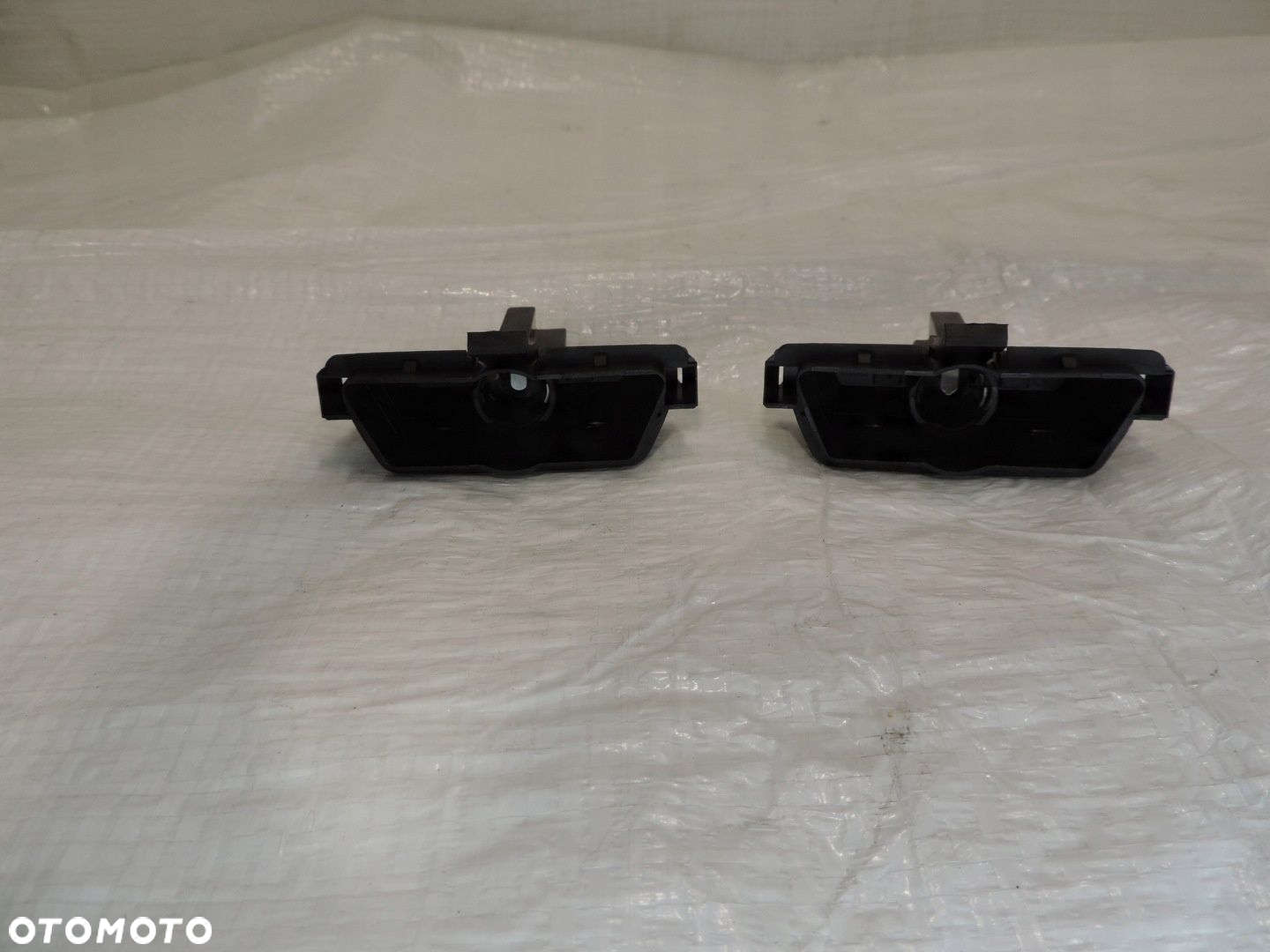 PODŚWIETLENIE TABLICY REJ OPEL ASTRA G NOWA 9192061 - 2