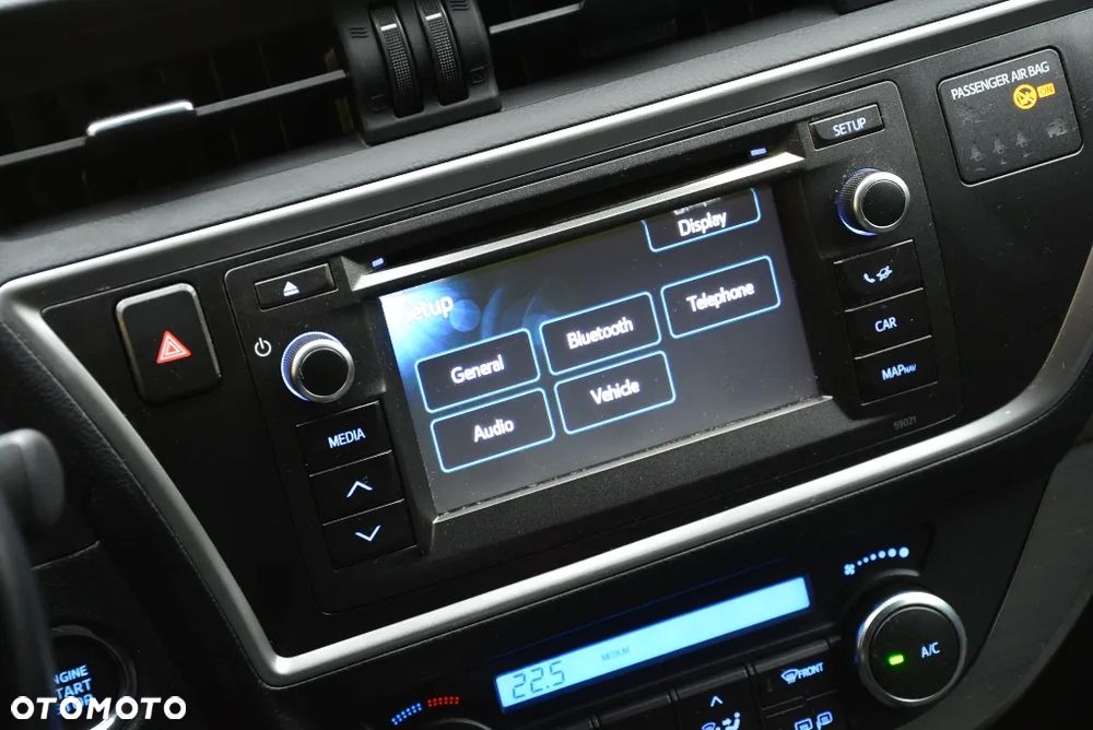 Toyota Auris 1.6 Valvematic Comfort - 11