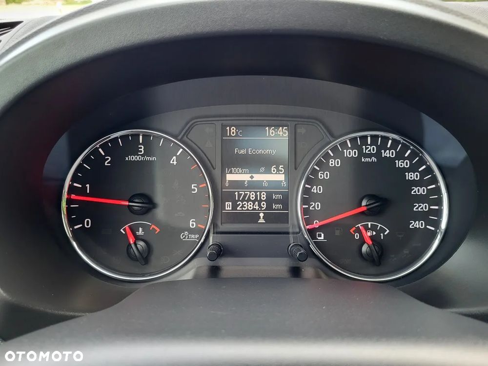 Nissan X-Trail 2.0 dCi 4x4 DPF Platinum - 24