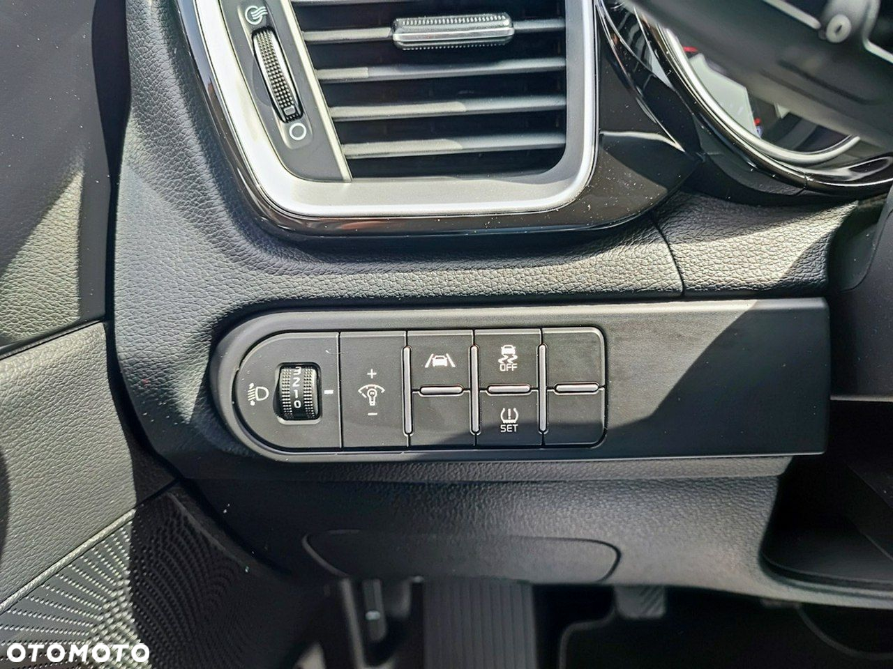 Kia Ceed - 21