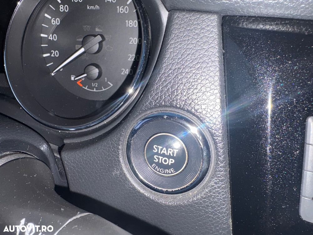 Nissan Qashqai 1.6 DCI TEKNA+ - 9