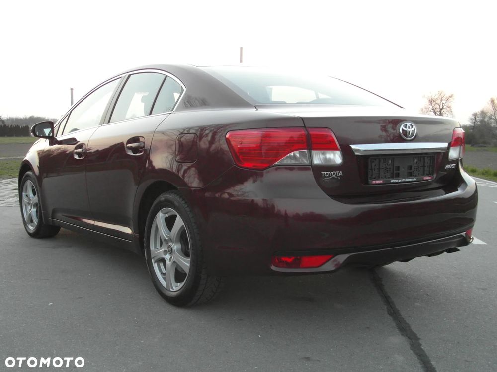 Toyota Avensis 1.8 Edition-S - 10
