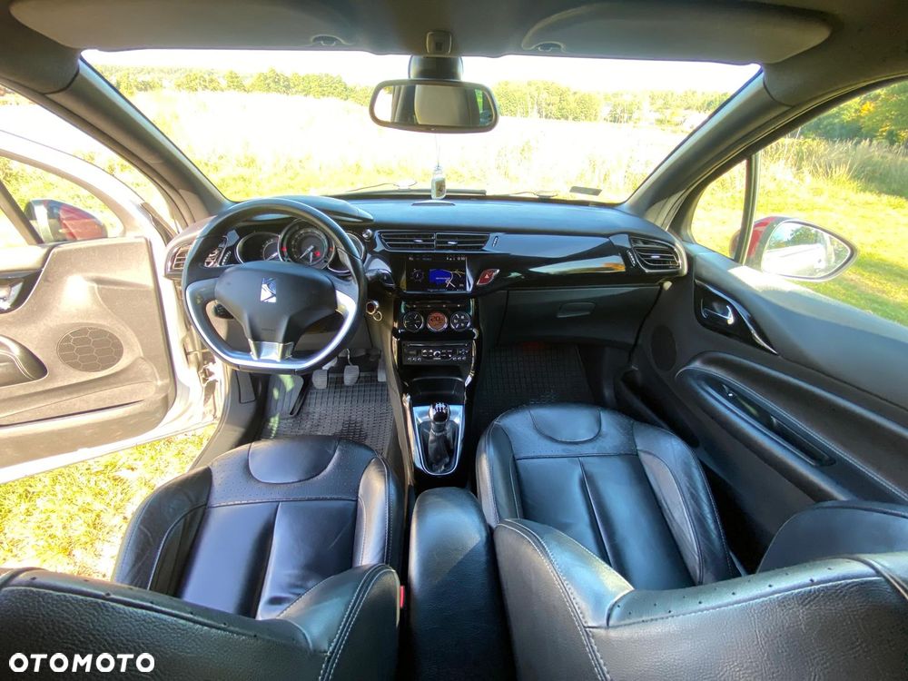 Citroën DS3 VTi 120 SoChic - 11