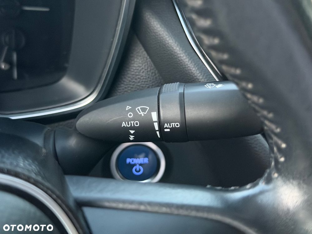 Toyota Corolla 1.8 Hybrid Comfort - 30