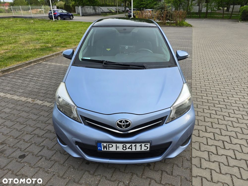 Toyota Yaris 1.4 D-4D Premium - 2