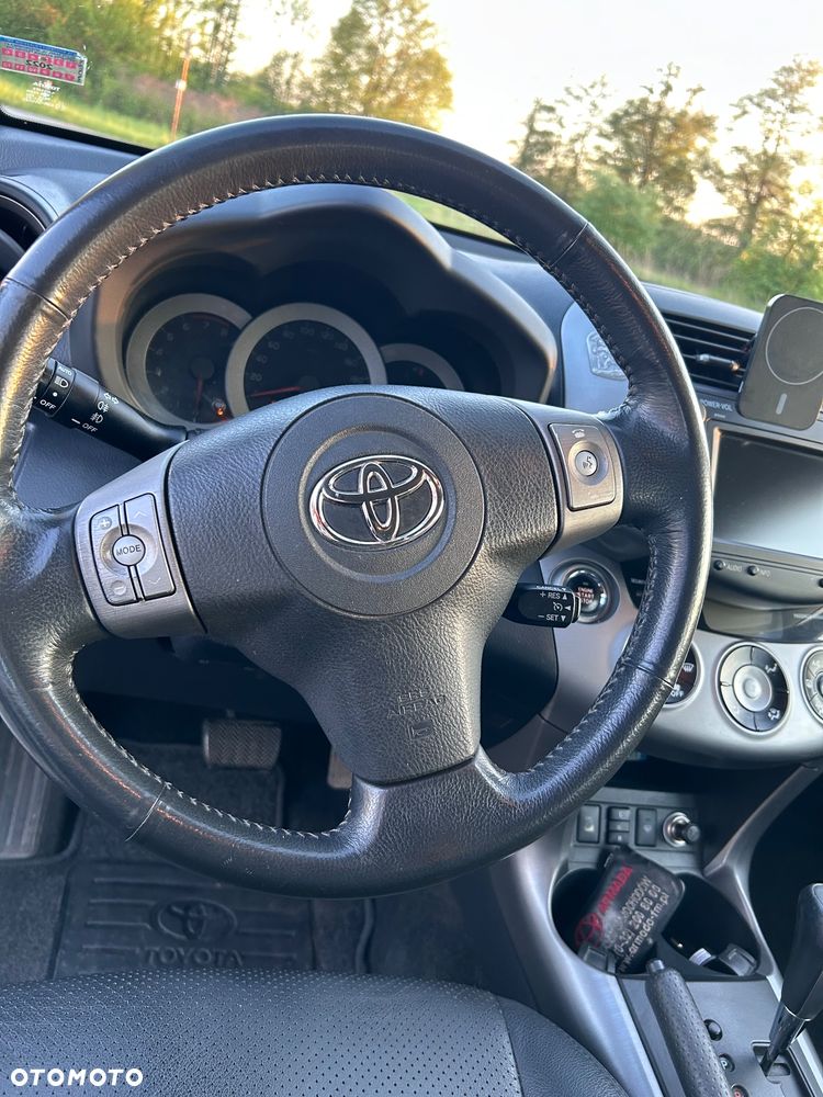 Toyota RAV4 2.0 VVT-i Prestige - 9
