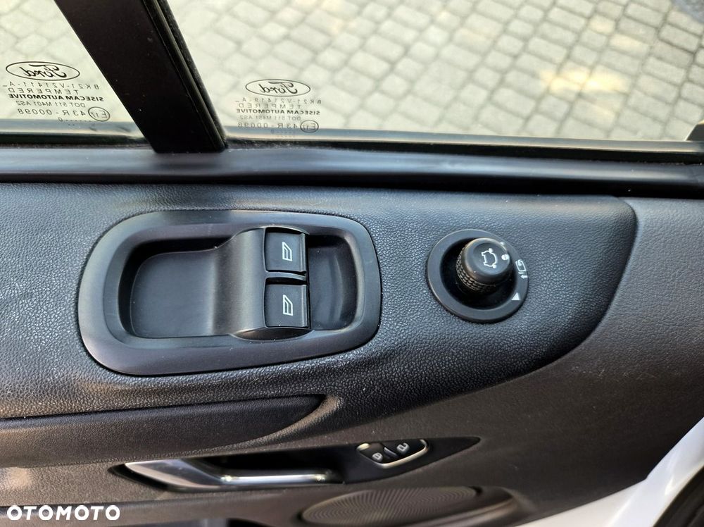 Ford Transit Custom - 13