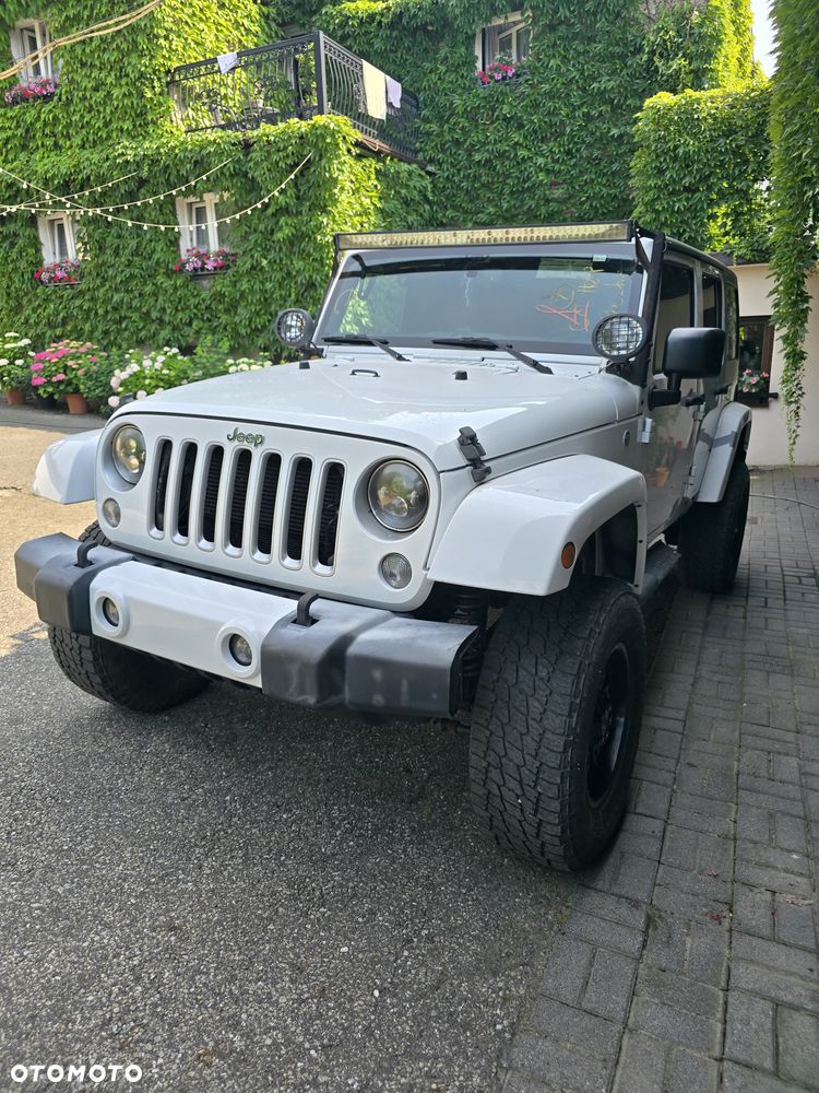 Jeep Wrangler 3.6 Unlim Sahara - 3