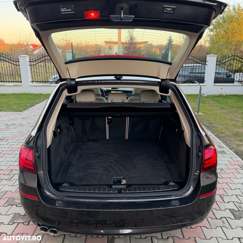 BMW Seria 5 520d Touring Aut. - 10