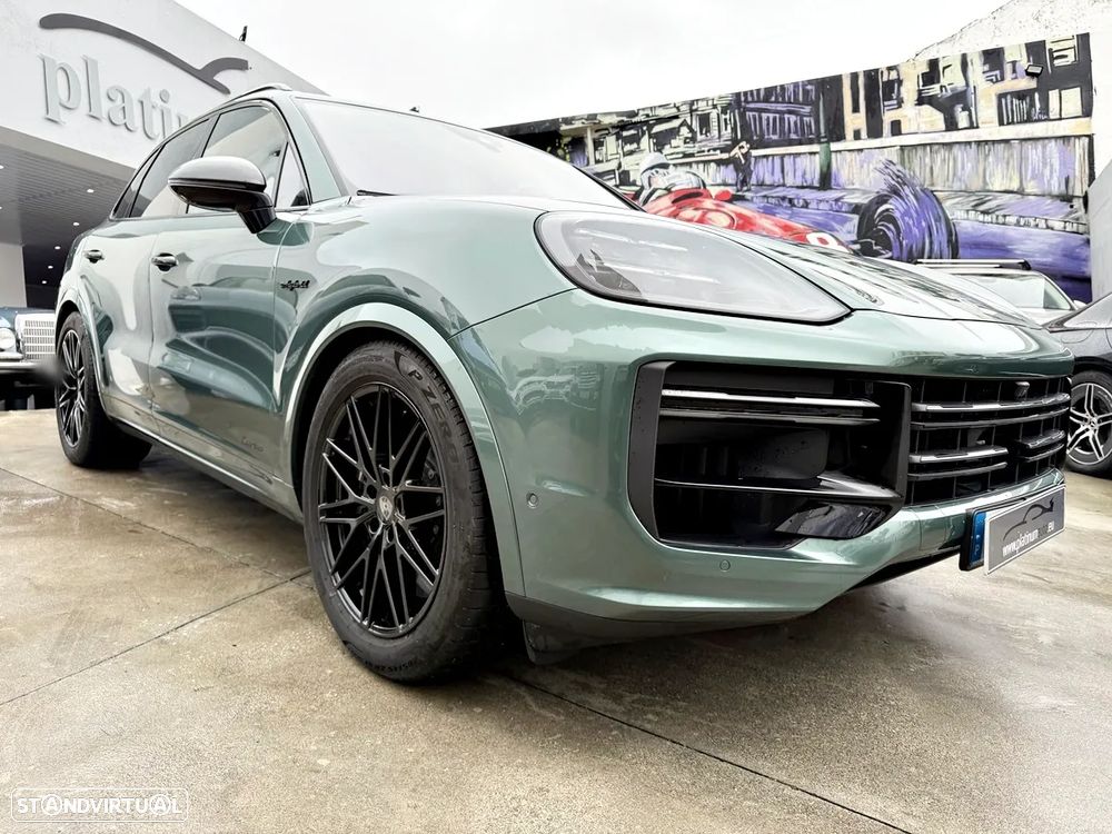 Porsche Cayenne Turbo E-Hybrid - 45