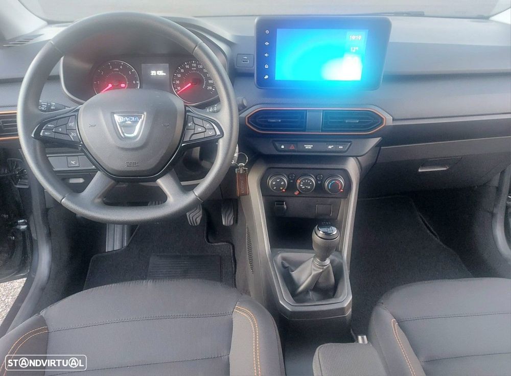 Dacia Sandero — fotografia 18