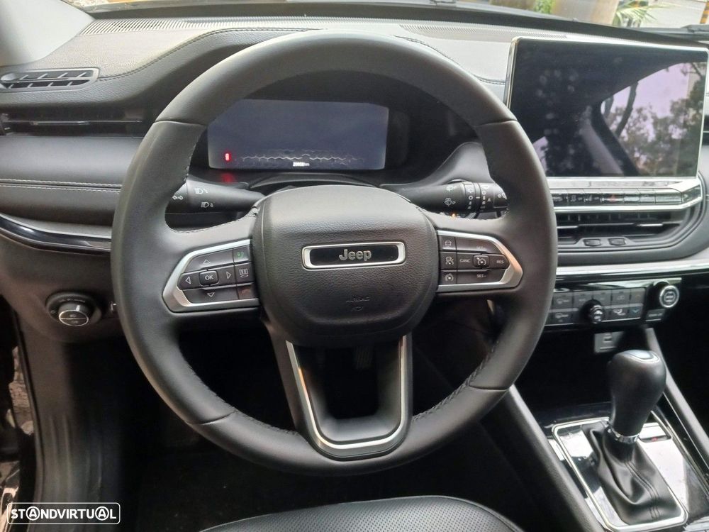 Jeep Compass 1.5 TG e-Hybrid Summit DCT - 11