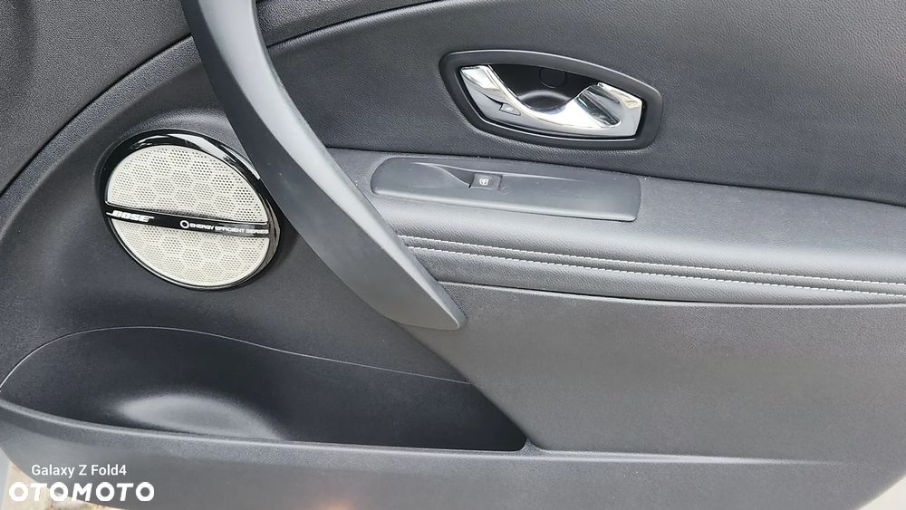 Renault Megane ENERGY TCe 130 BOSE EDITION - 33