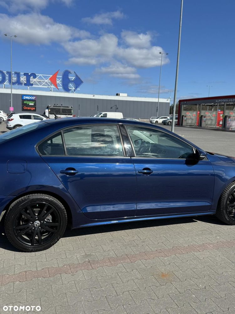 Volkswagen Jetta 1.2 TSI Comfortline - 5