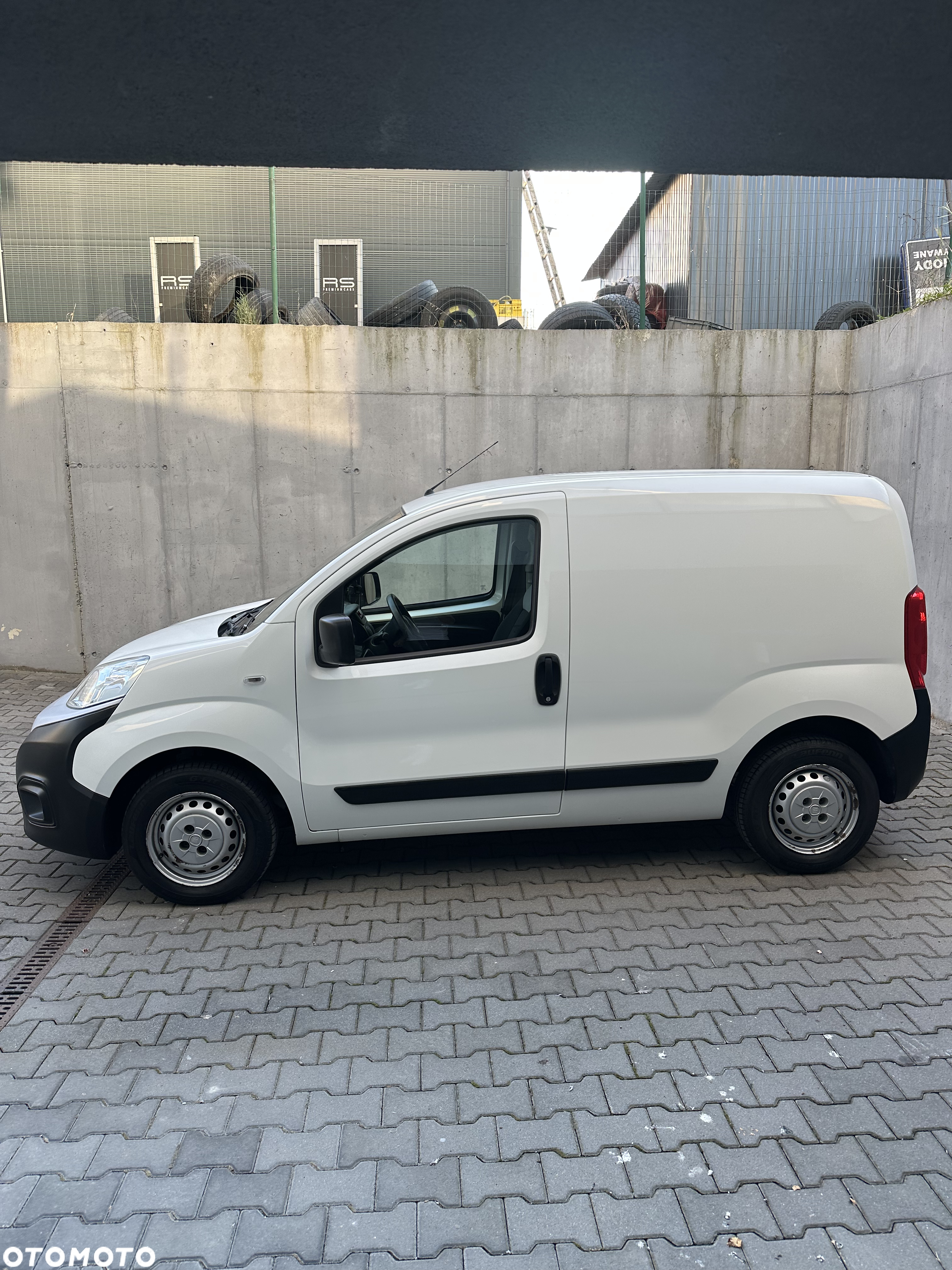 Fiat Fiorino Kombi 1.4 8V SX - 4