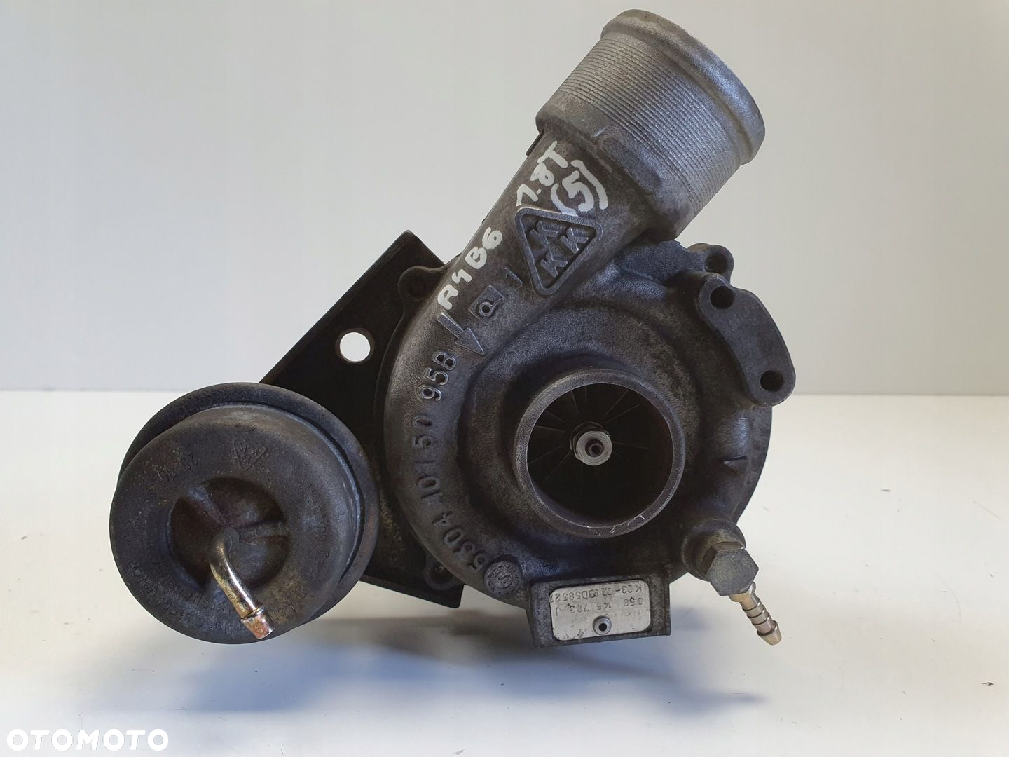 Audi A4 B7 1.8 T TURBOSPRĘŻARKA turbo 058145703J - 4