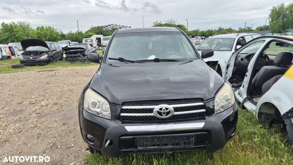DEZMEMBREZ TOYOTA RAV4 - 1