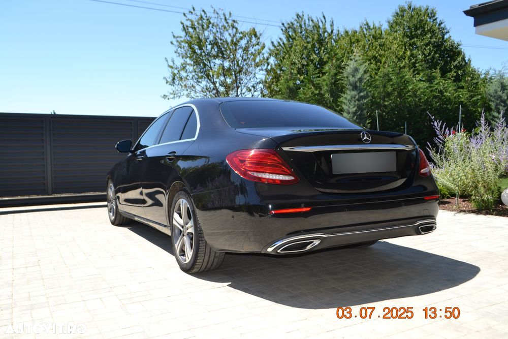 Mercedes-Benz E 350 BlueTEC 4MATIC - 32