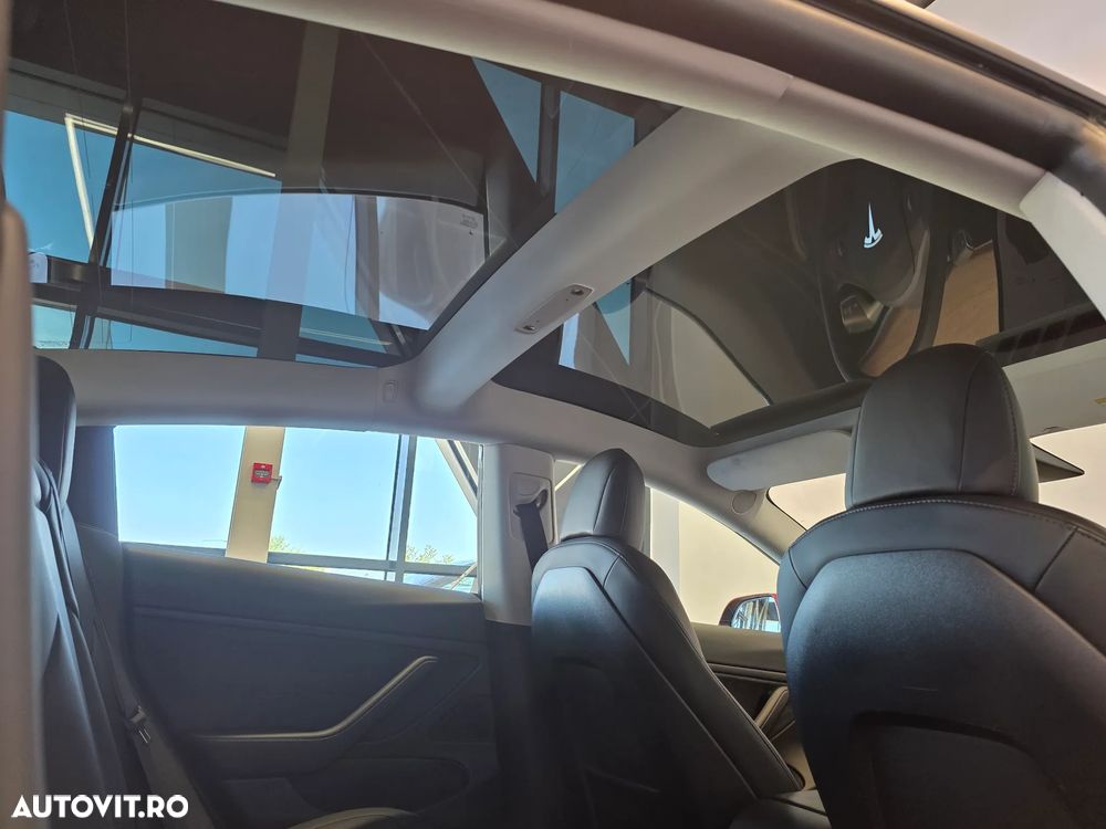 Tesla Model 3 Langstreckenbatterie Allradantrieb Dual Motor - 10