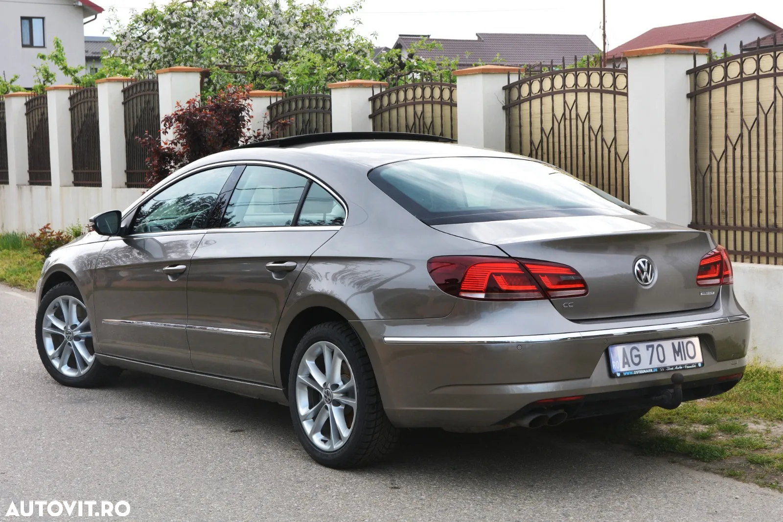 Volkswagen Passat CC 2.0 TDI 4Motion BlueMotion Technology - 4