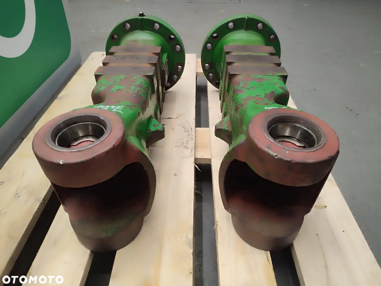 Pochwa mostu 4475436126 JOHN DEERE 3400 - 9