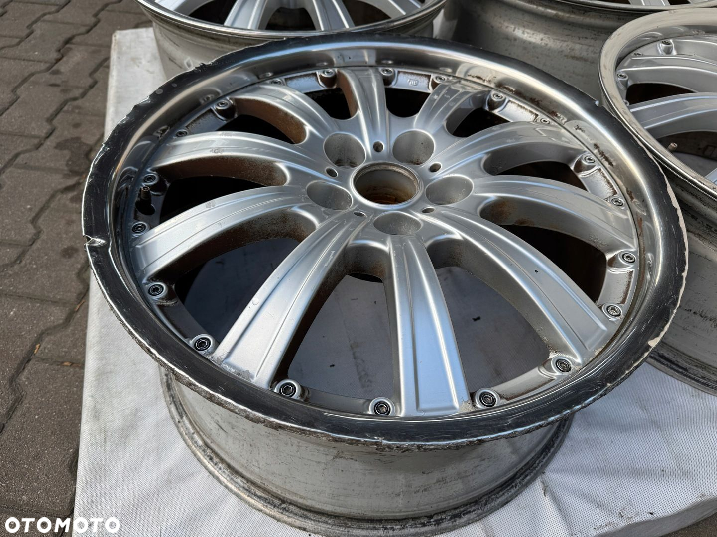 Felgi Rial Volkswagen T5 T6 Amarok 5x120 9J 20cali ET45 764 - 6