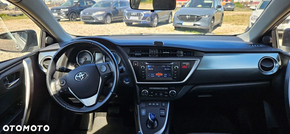 Toyota Auris 1.8 HSD Luna - 35
