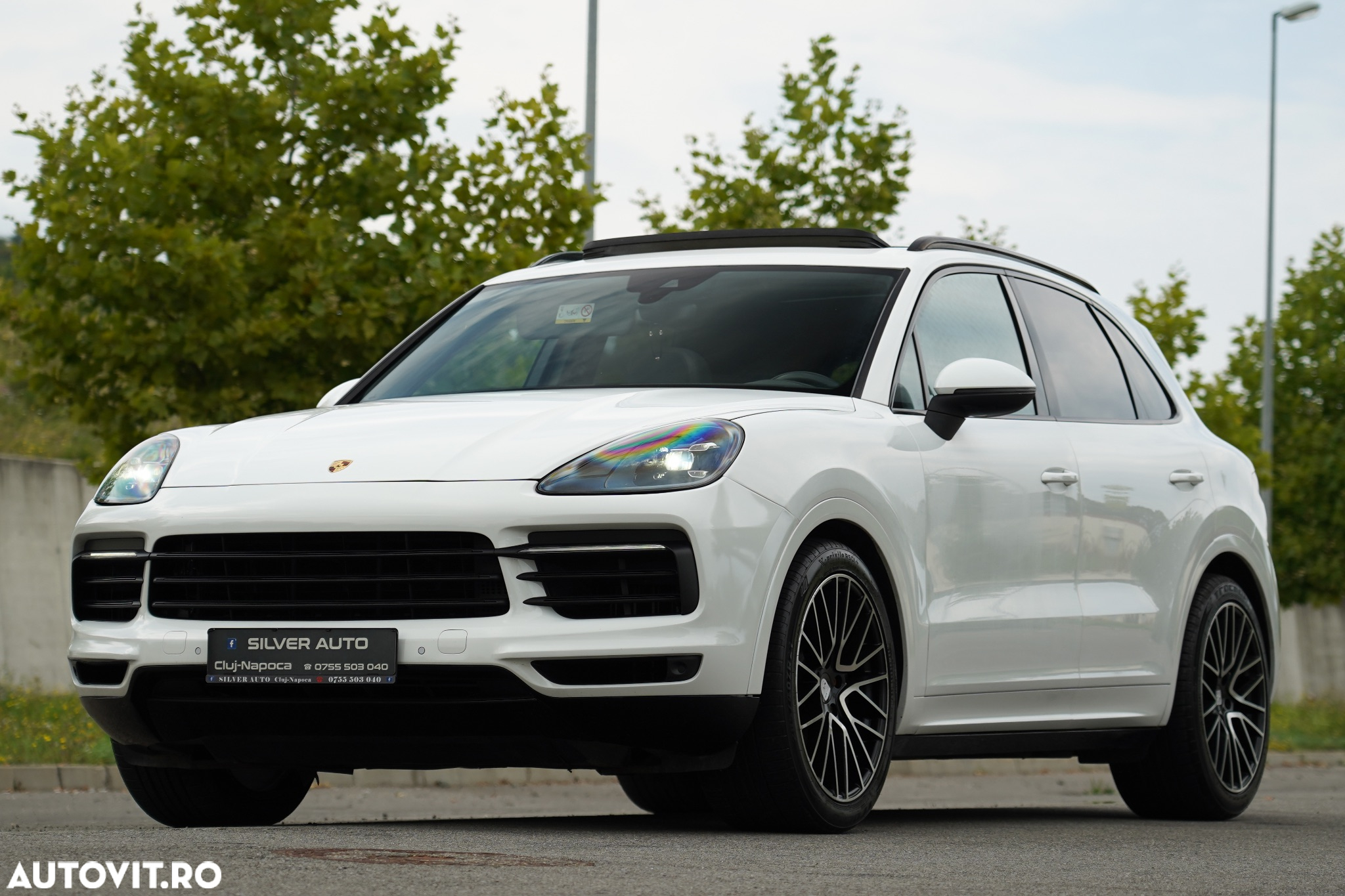 Porsche Cayenne Coupe Standard - 2