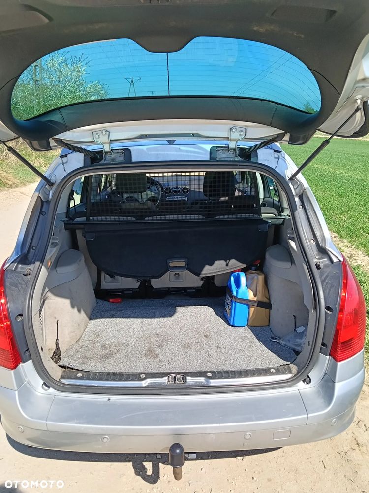 Peugeot 308 1.6 HDi Premium Plus - 6