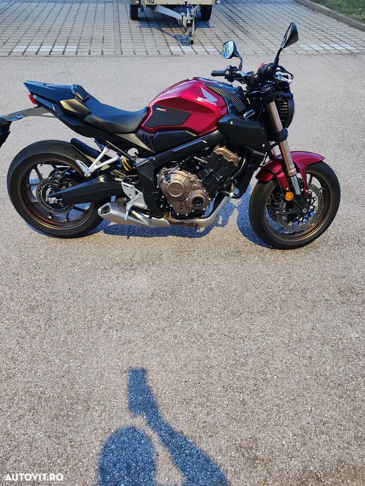 Honda CB 650R - 8