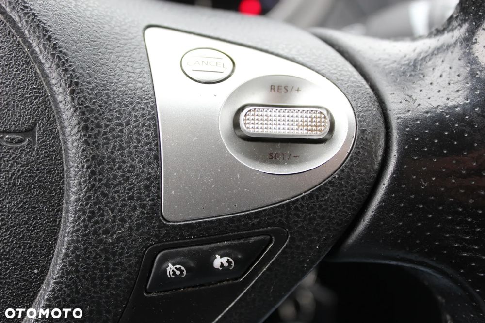 Nissan Juke 1.6 Start/Stop Tekna - 17