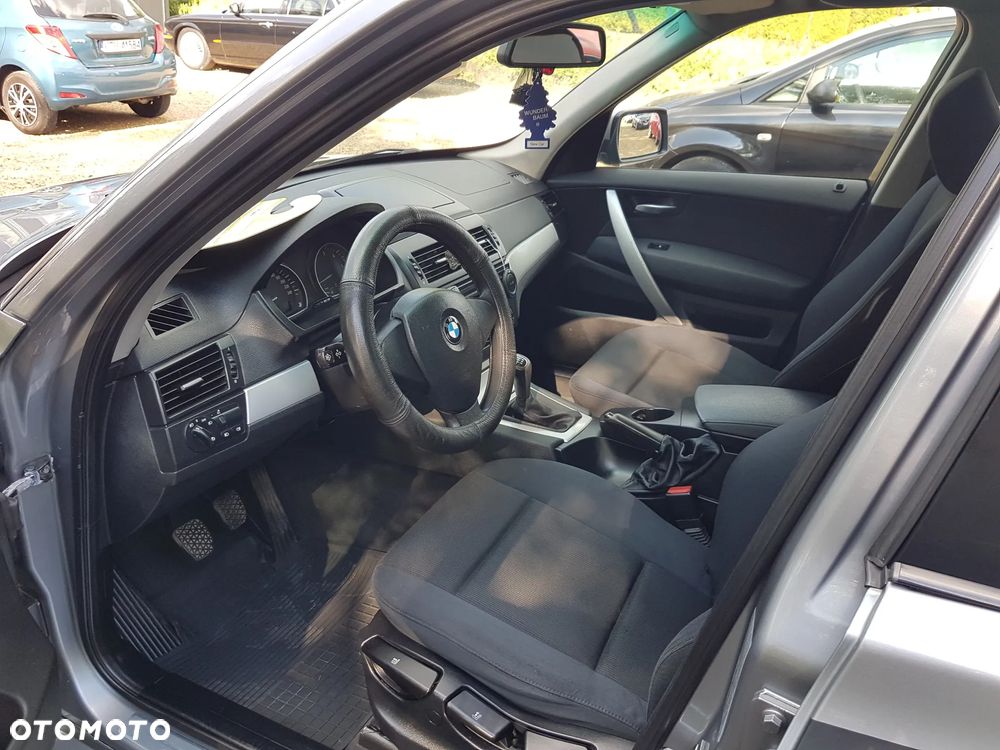 BMW X3 2.0d - 13