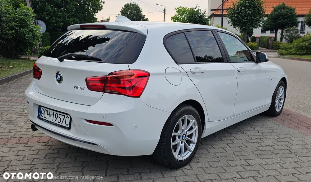 BMW Seria 1 116d Sport Line - 9