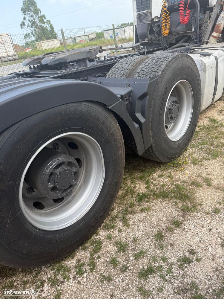 Volvo TRATOR 6X4 FH 750 RETARDER EIXO TRÁS LEVANTA - 3