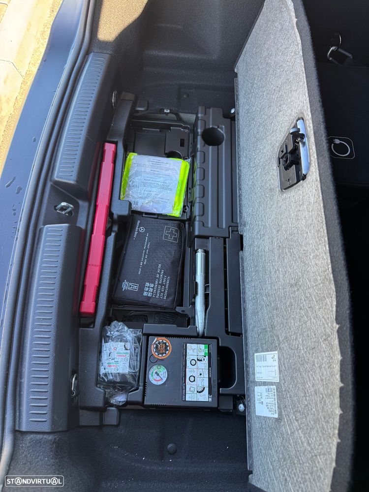 Mercedes-Benz A 250 e - 26