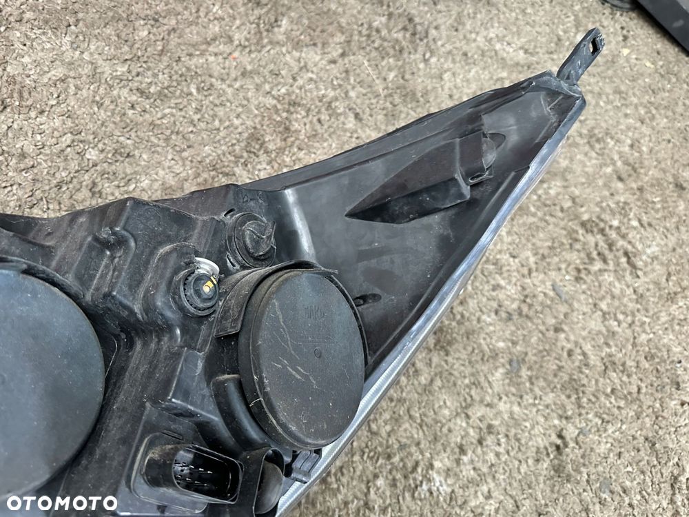 lampa przednia prawa ford transit custom bk21-13d152-b - 8