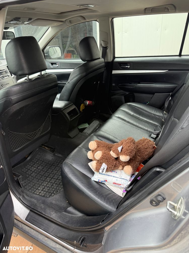 Subaru Outback 2.0D Exclusive - 11