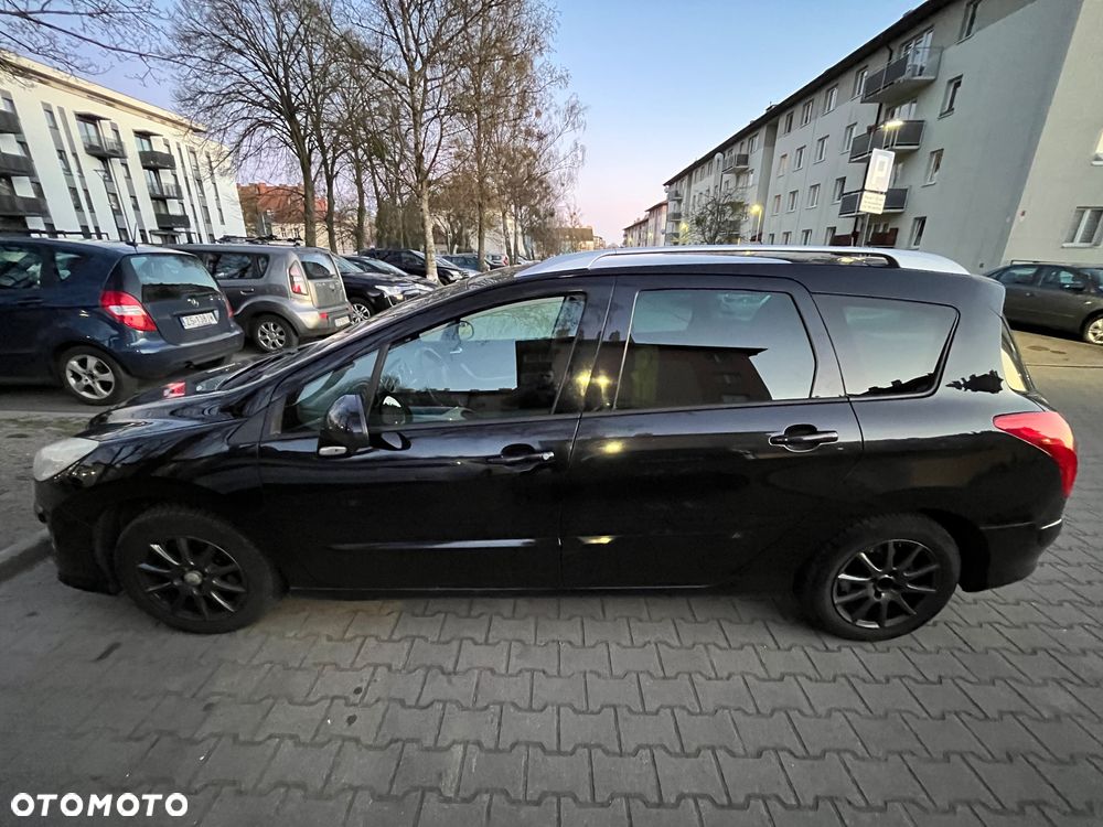 Peugeot 308 HDi FAP 110 (Blue Lion) Business Line Niveau 1 - 5
