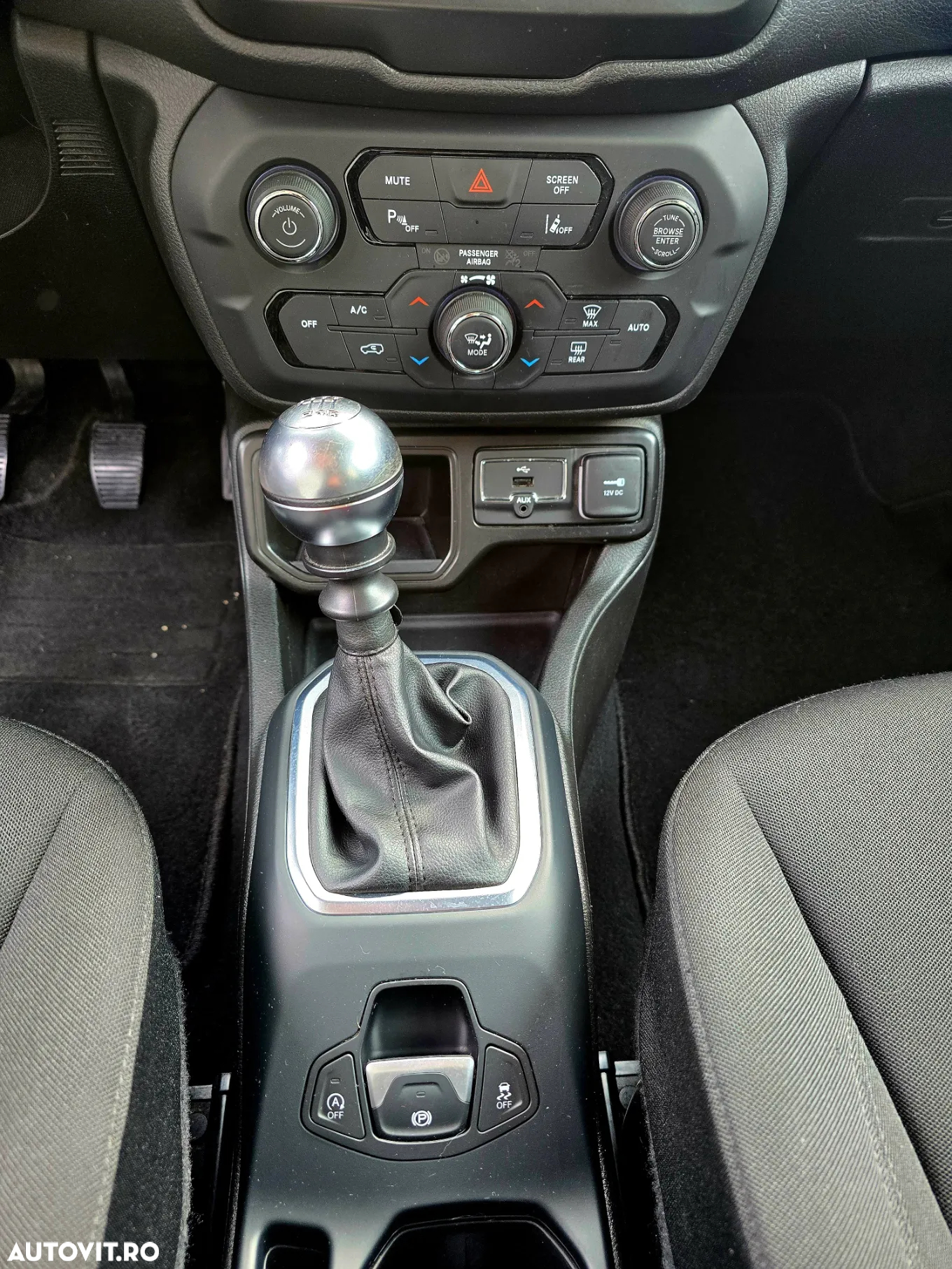 Jeep Renegade 1.0 Turbo 4x2 M6 Longitude - 20