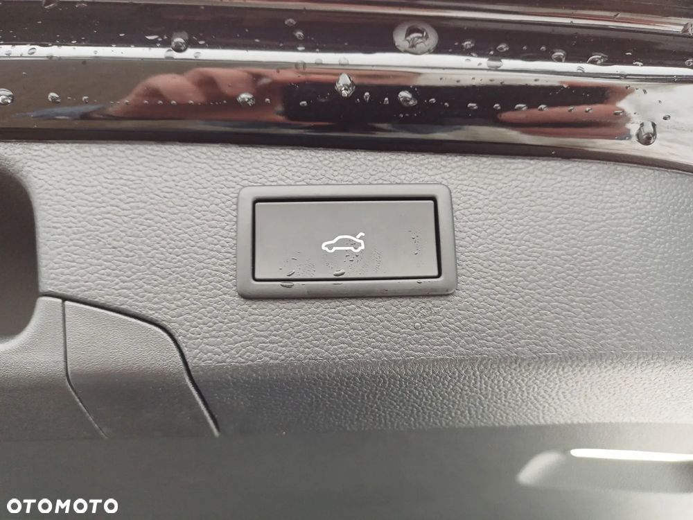 Skoda Superb 2.0 TDI SCR 4x4 L&K DSG - 29