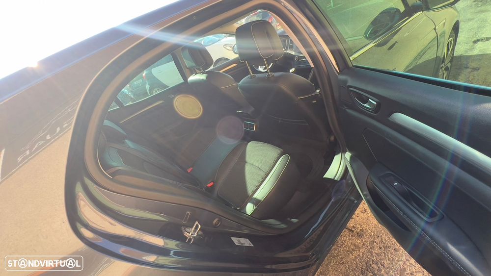 Renault Mégane 1.5 dCi Bose Edition - 6