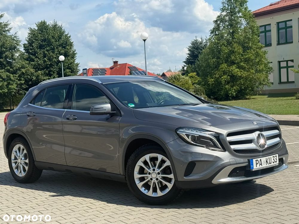 Mercedes-Benz GLA 200 UrbanStyle Edition - 3