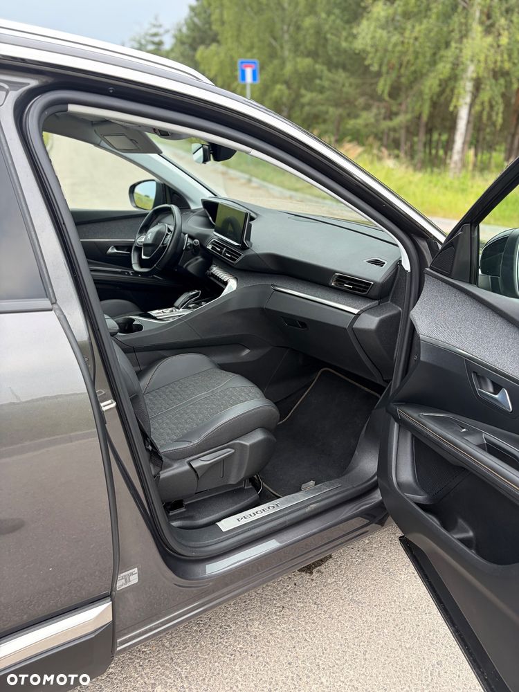 Peugeot 3008 1.6 PureTech Hybrid PHEV Road Trip S&S EAT8 - 14