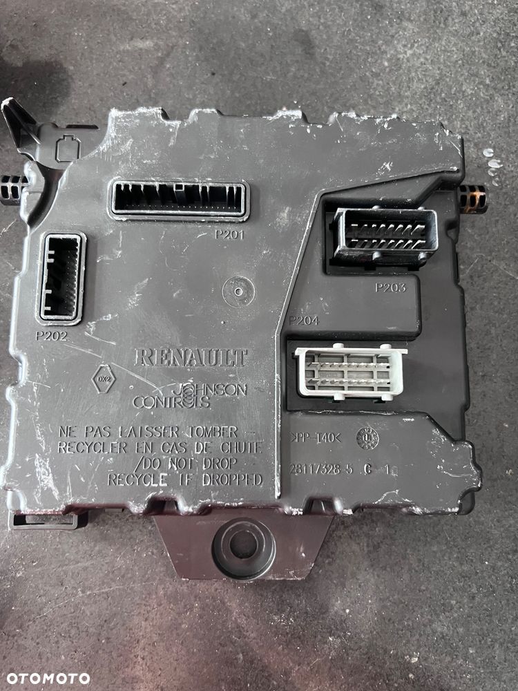 Moduł BCM Renault Master III 284B10516R - 1
