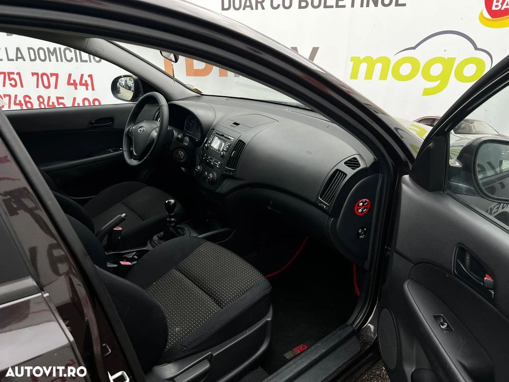 Hyundai i30 1.6 CRDI Classic - 27