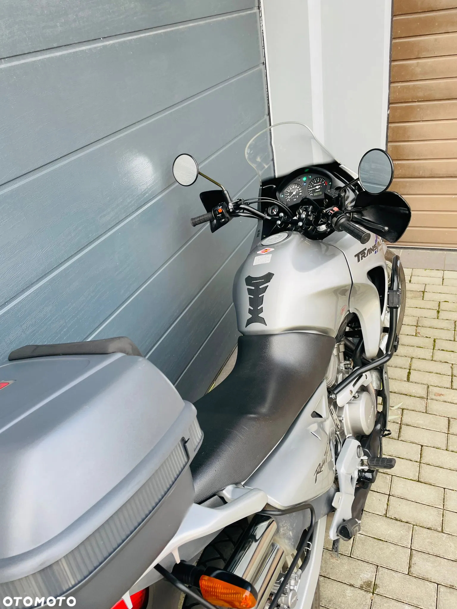 Honda Transalp - 12