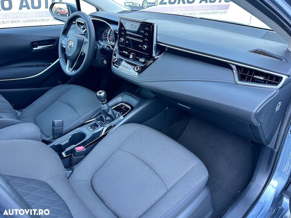 Toyota Corolla Sedan 1.6 Business - 9