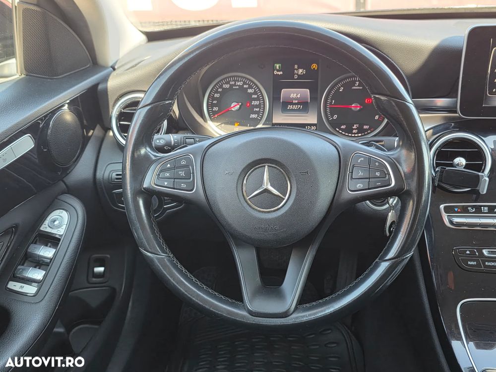 Mercedes-Benz C - 13