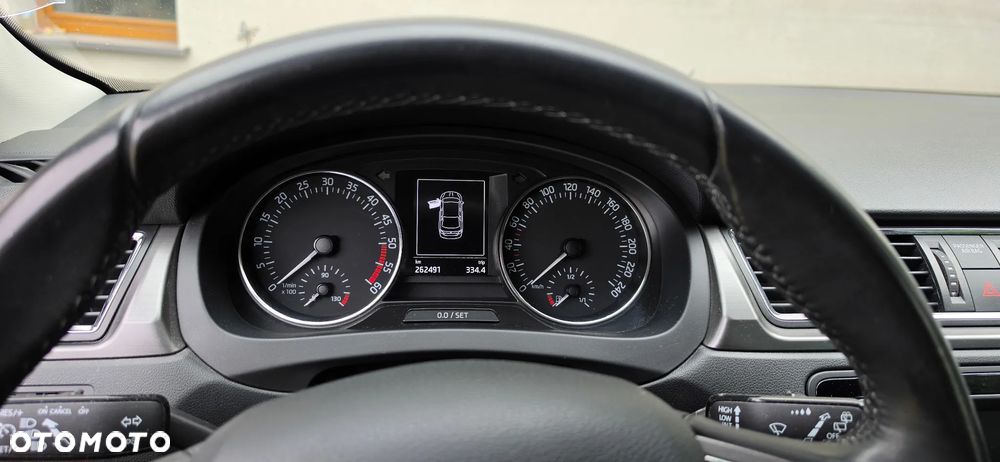 Skoda RAPID 1.6 TDI DPF Style - 7