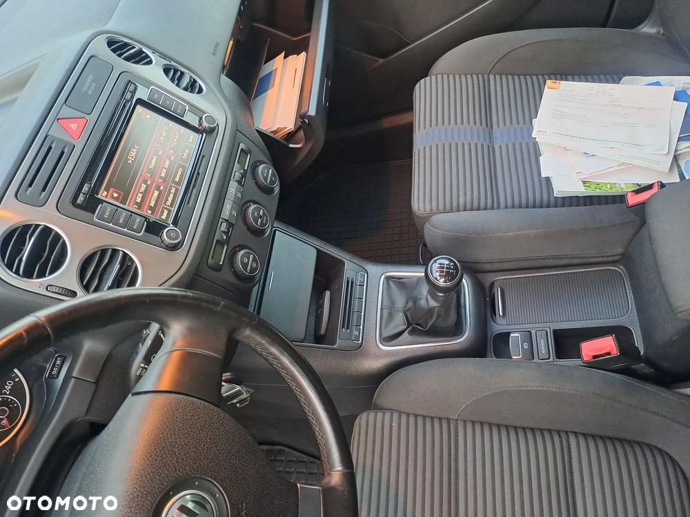 Volkswagen Tiguan - 21